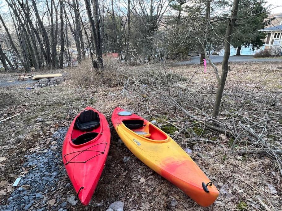 Oakland Cubs Den - Hot Tub- Walk To Lake- Fire Pit - Kayaks מראה חיצוני תמונה